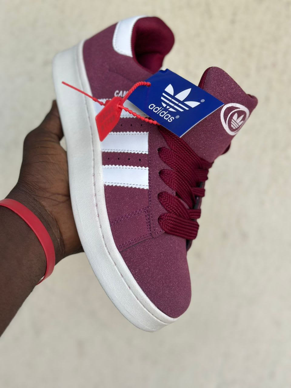 Shoe