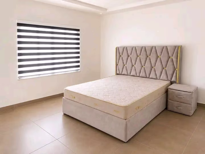 Bedframe And Mattress
