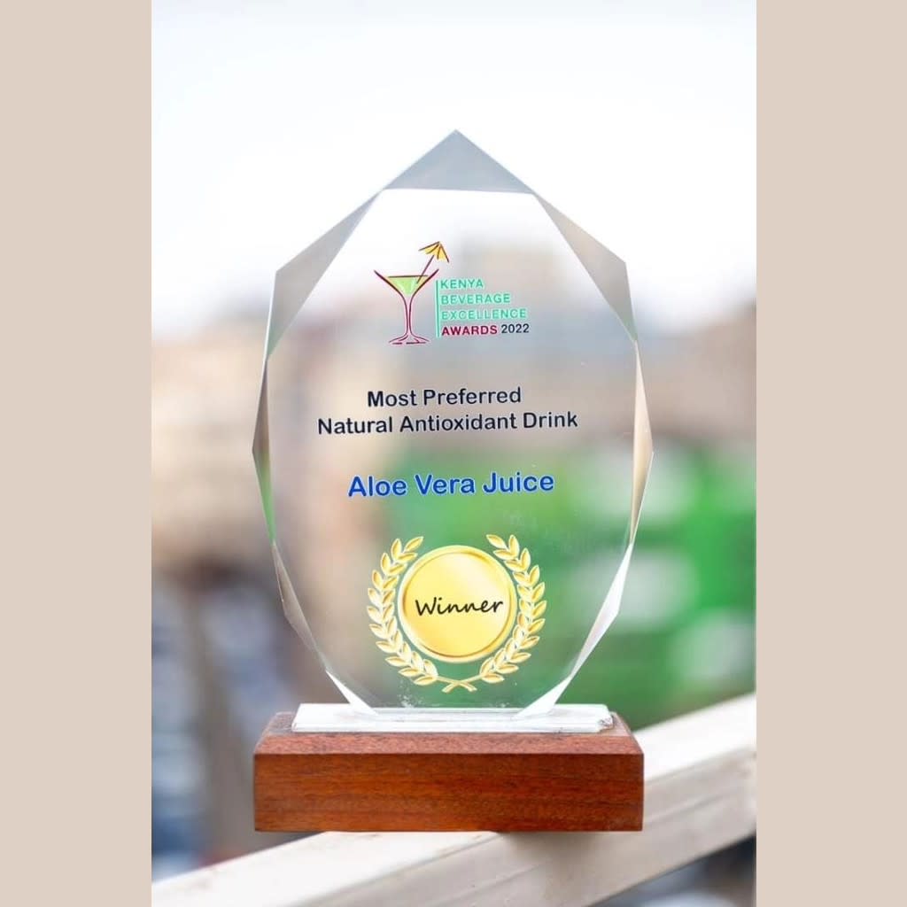 Wooden Base Award Sharp Pointed