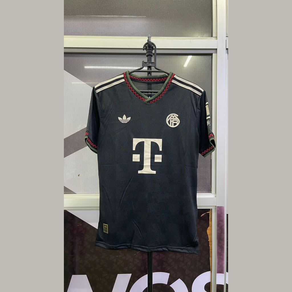 Bayern Munich Black Octoberfest 25 - 26 Player