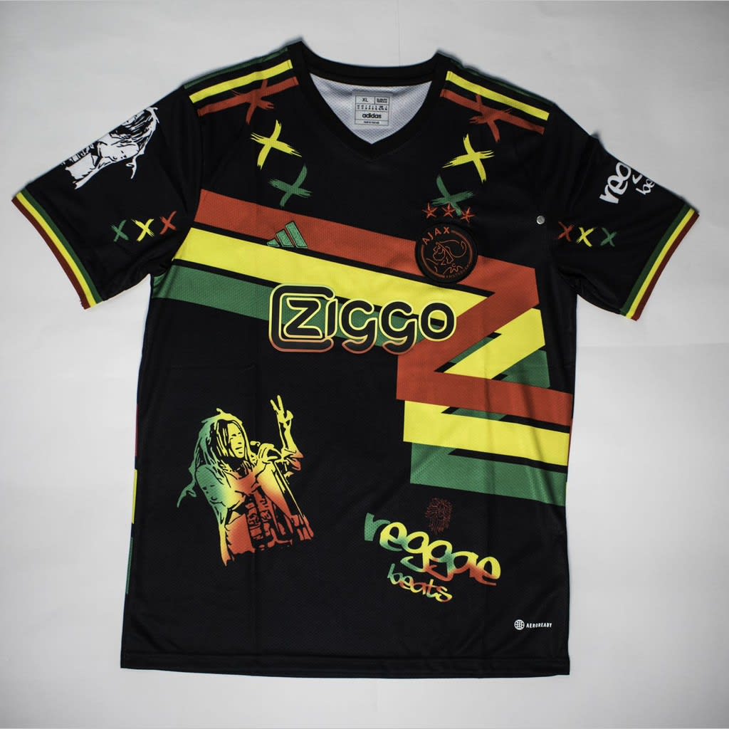 Ajax Rasta 23 - 24