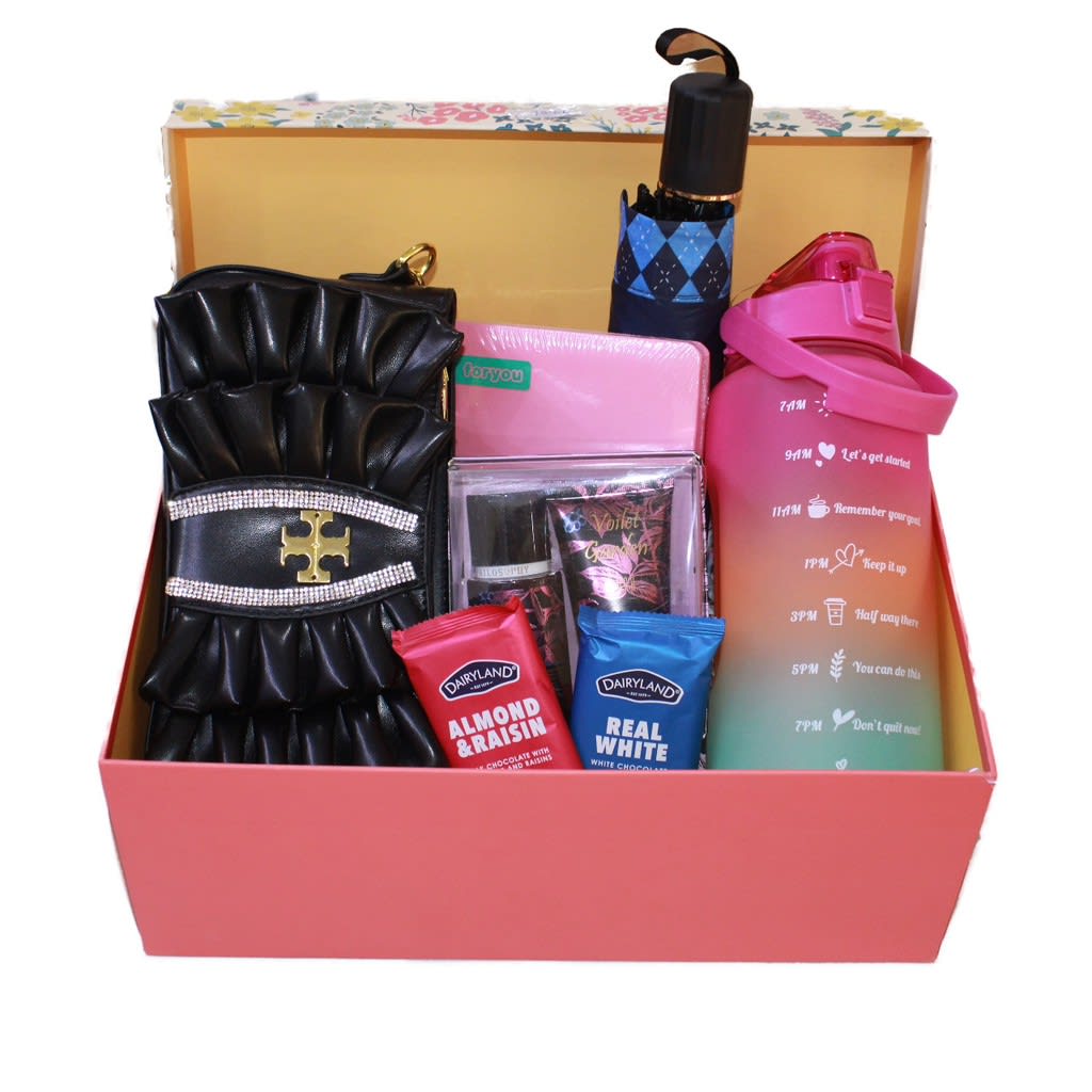 Gift Hamper (Gold)