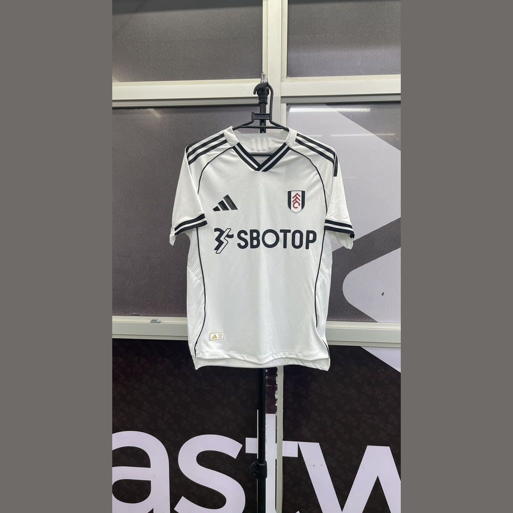 Fulham White 25 - 26 - view 1