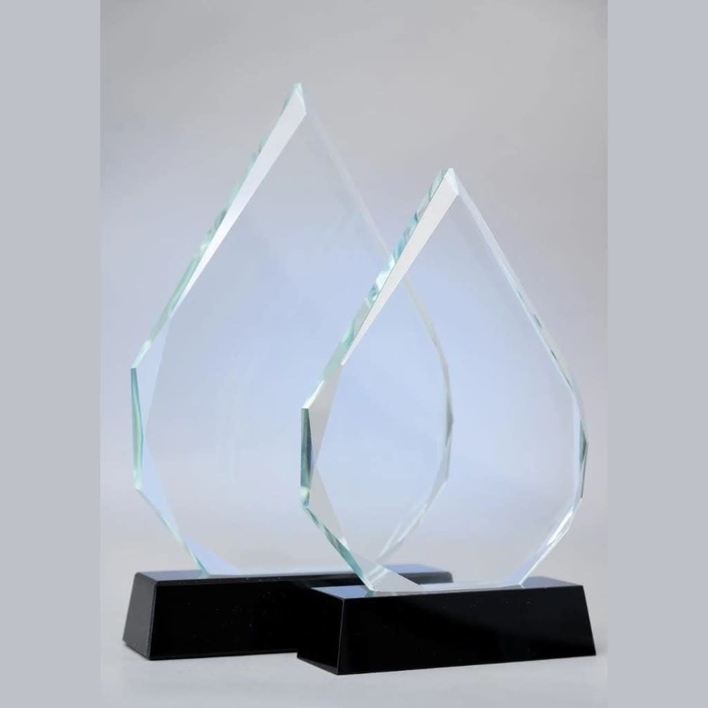 New sharp pointed glass awards - view 1