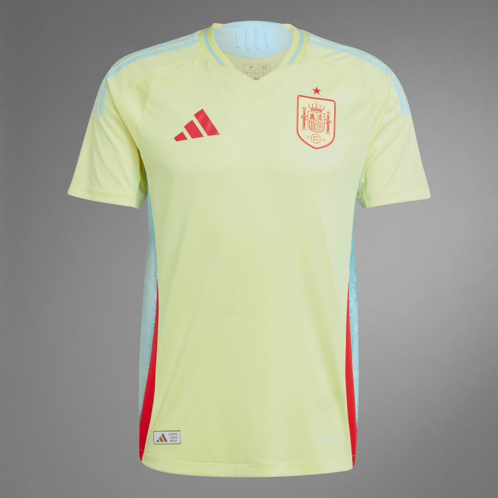 Spain Away 2024 - view 1