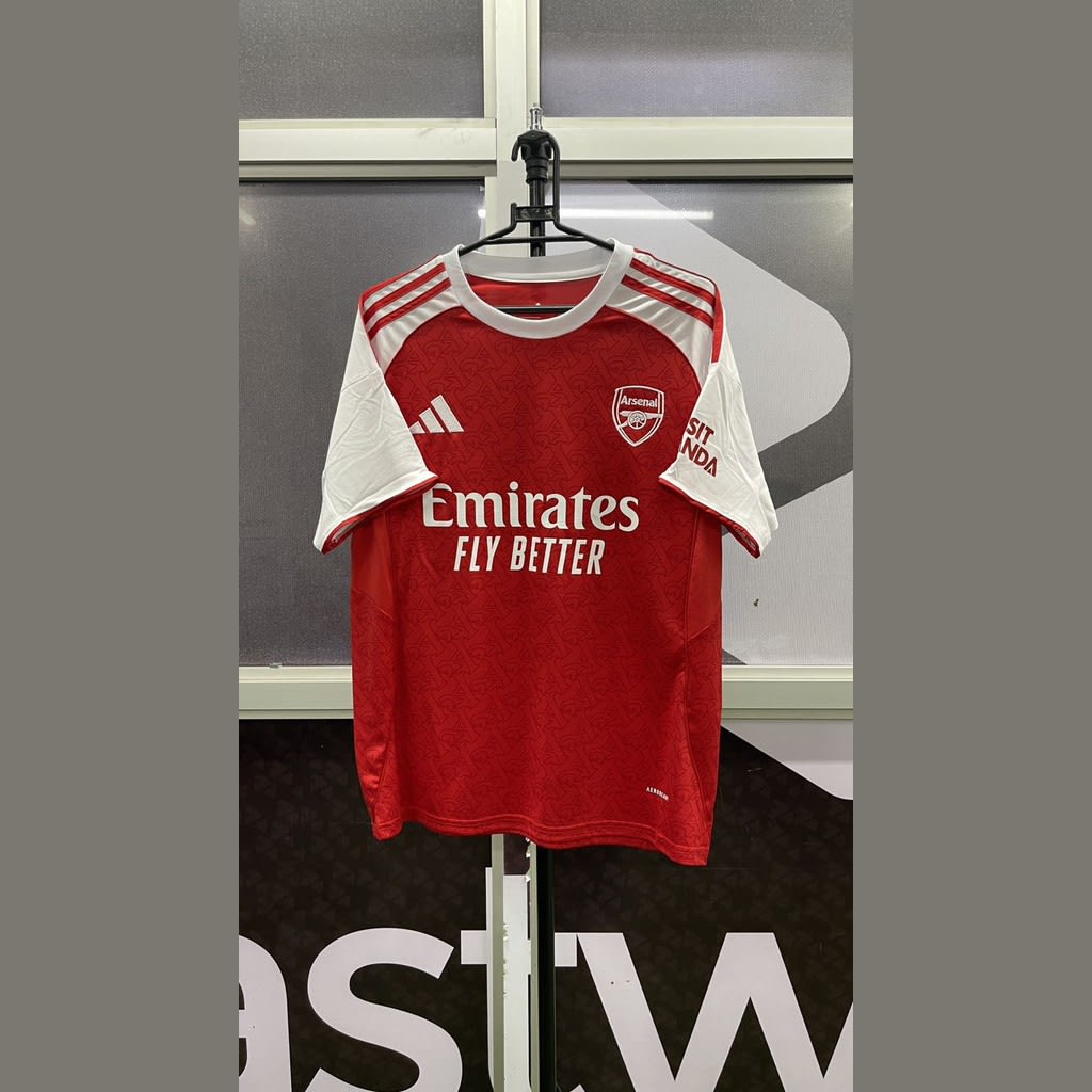 Arsenal home 25 - 26 fan kit - view 1