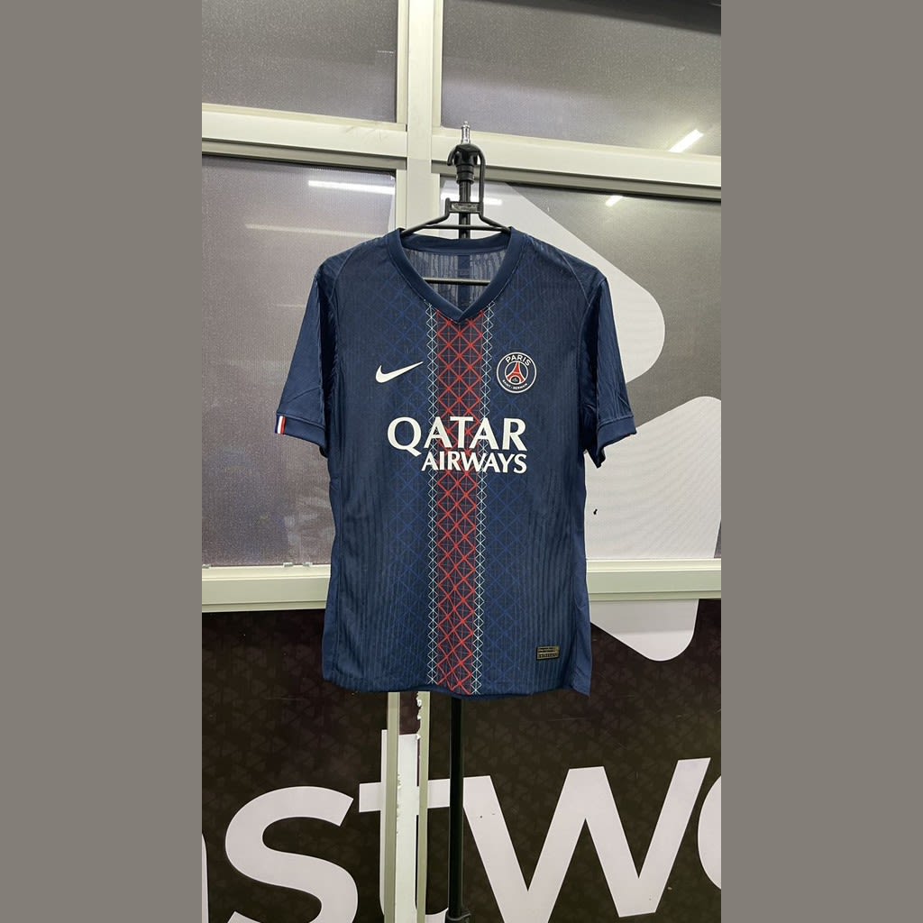 Psg home 25 - 26 - view 1