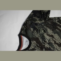 Black thumbnail
