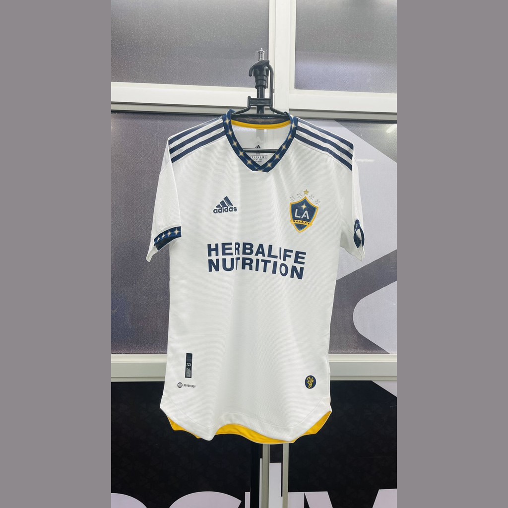 La Galaxy White