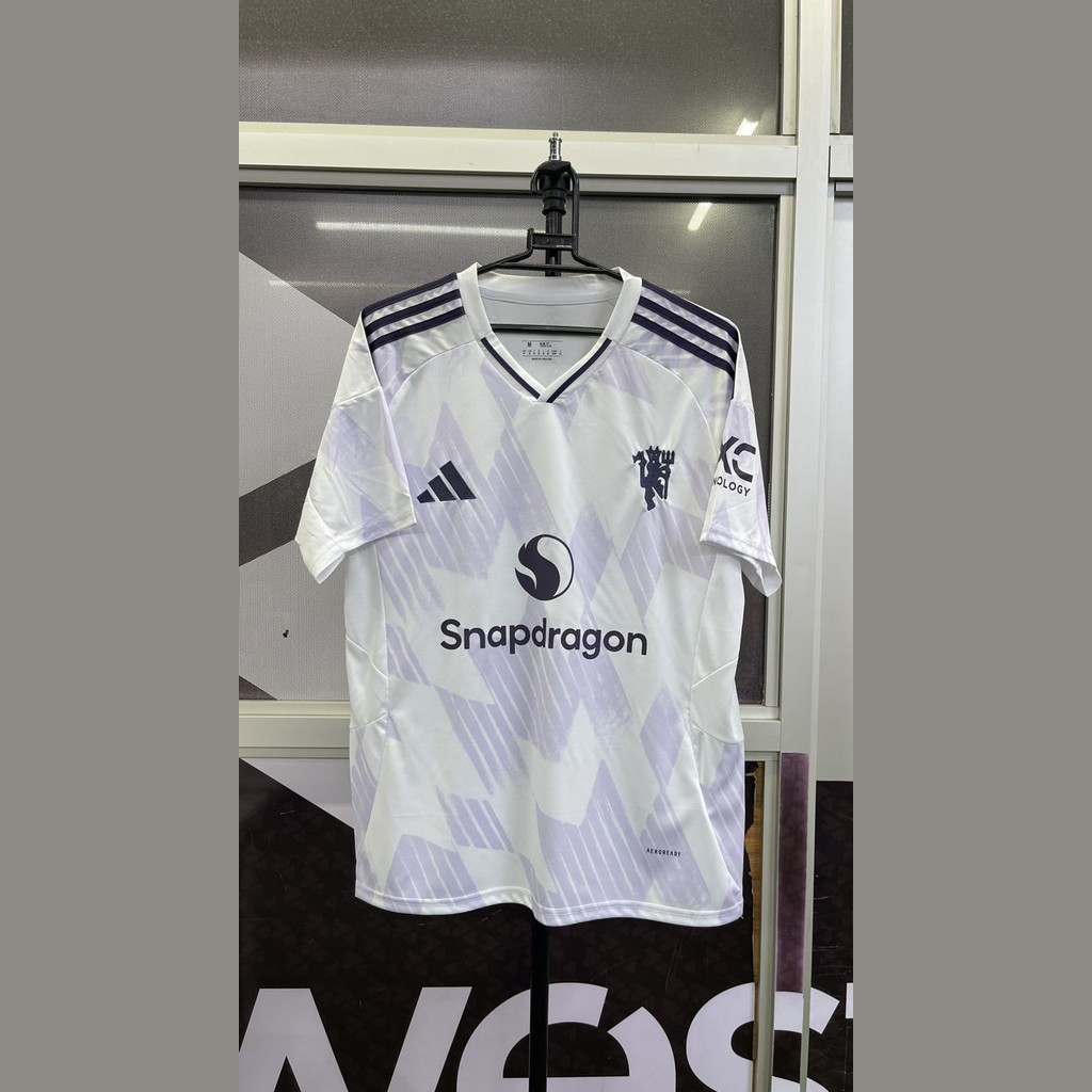 Man u away(white) 25 - - 26 fan kit