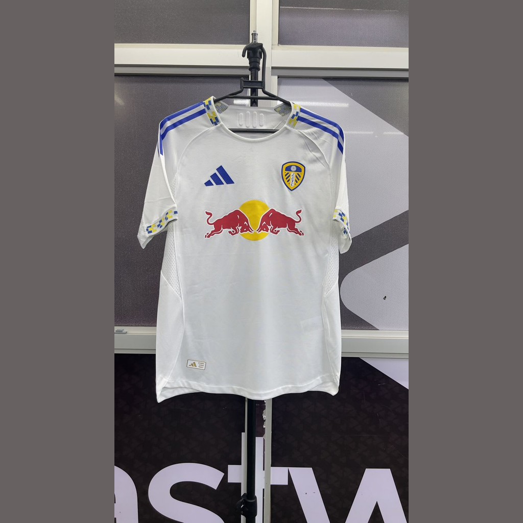 Leeds Home 25 - 26