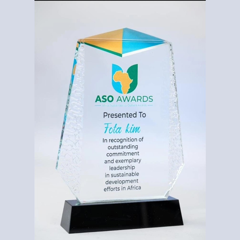Kite Top Glass Award