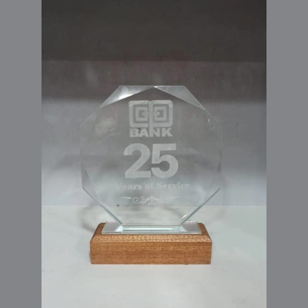 Octagon Glass Awards Standard