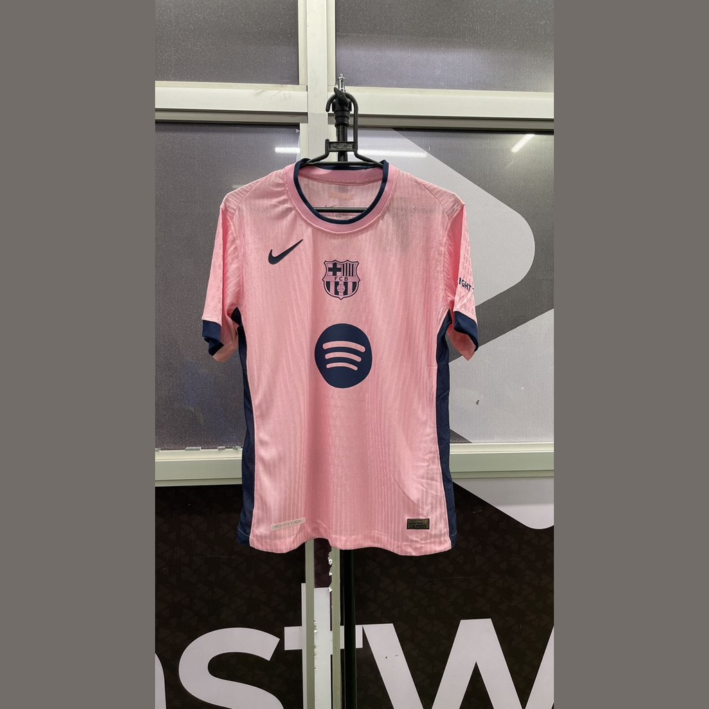 Barcelona 3rd kit 25 - 26 (pink) player kit