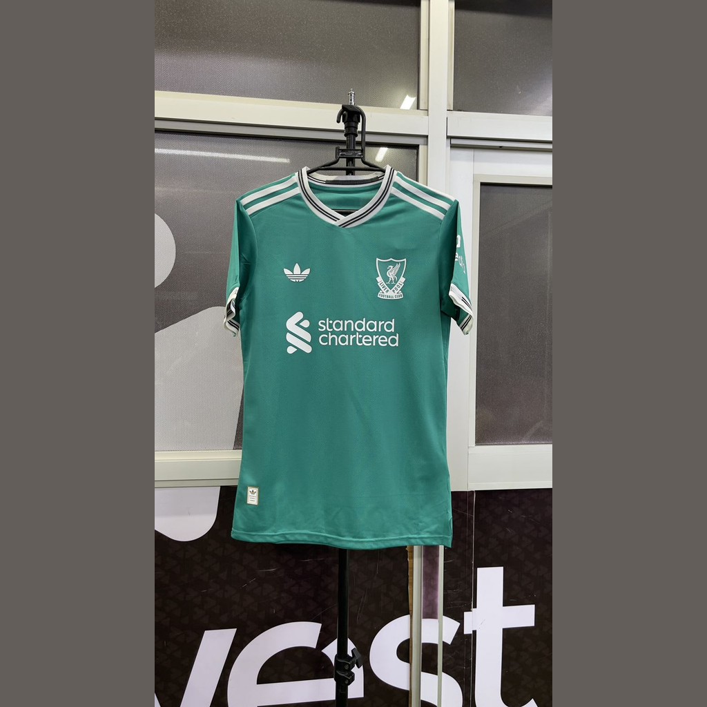 Liverpool green third 25 - 26 player kit