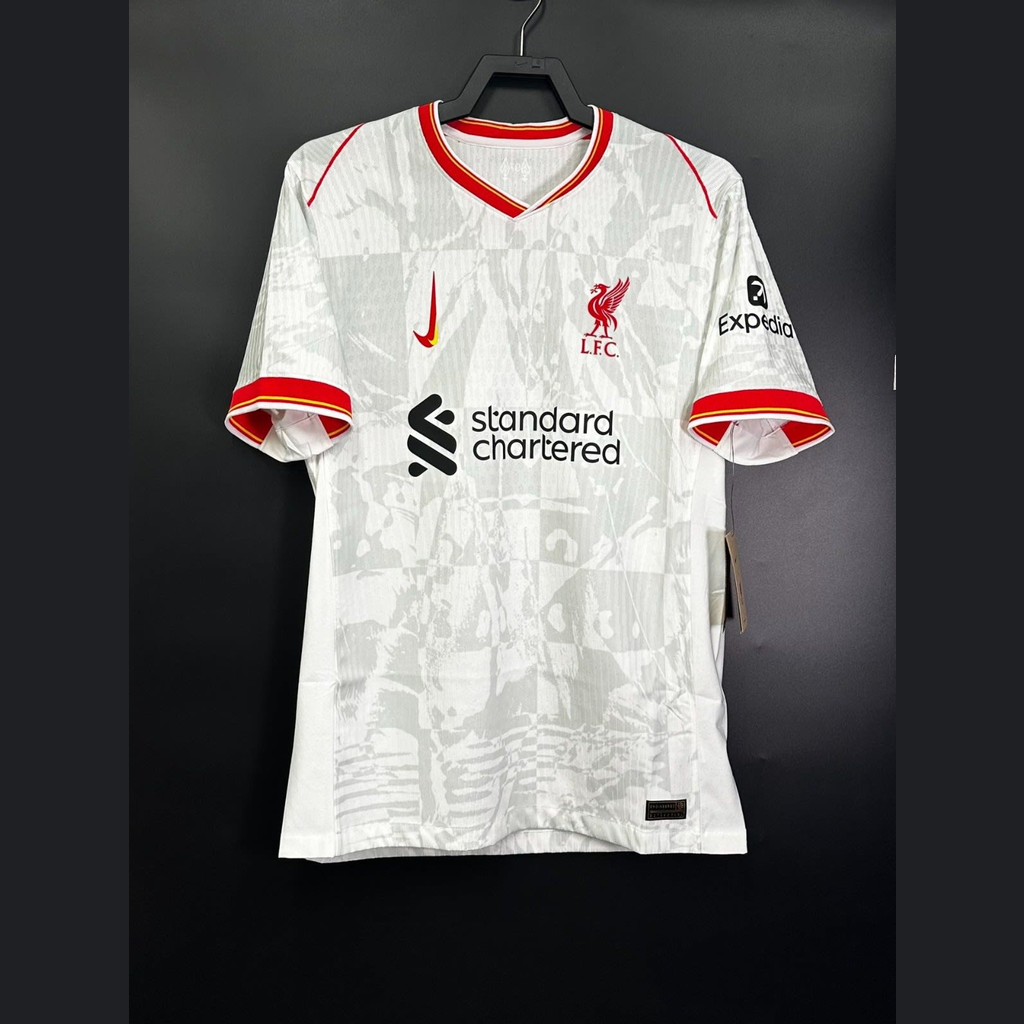 Liverpool Third 24 - 25