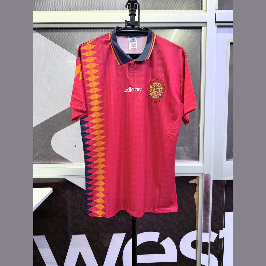 Spain Red N - Blue Collar