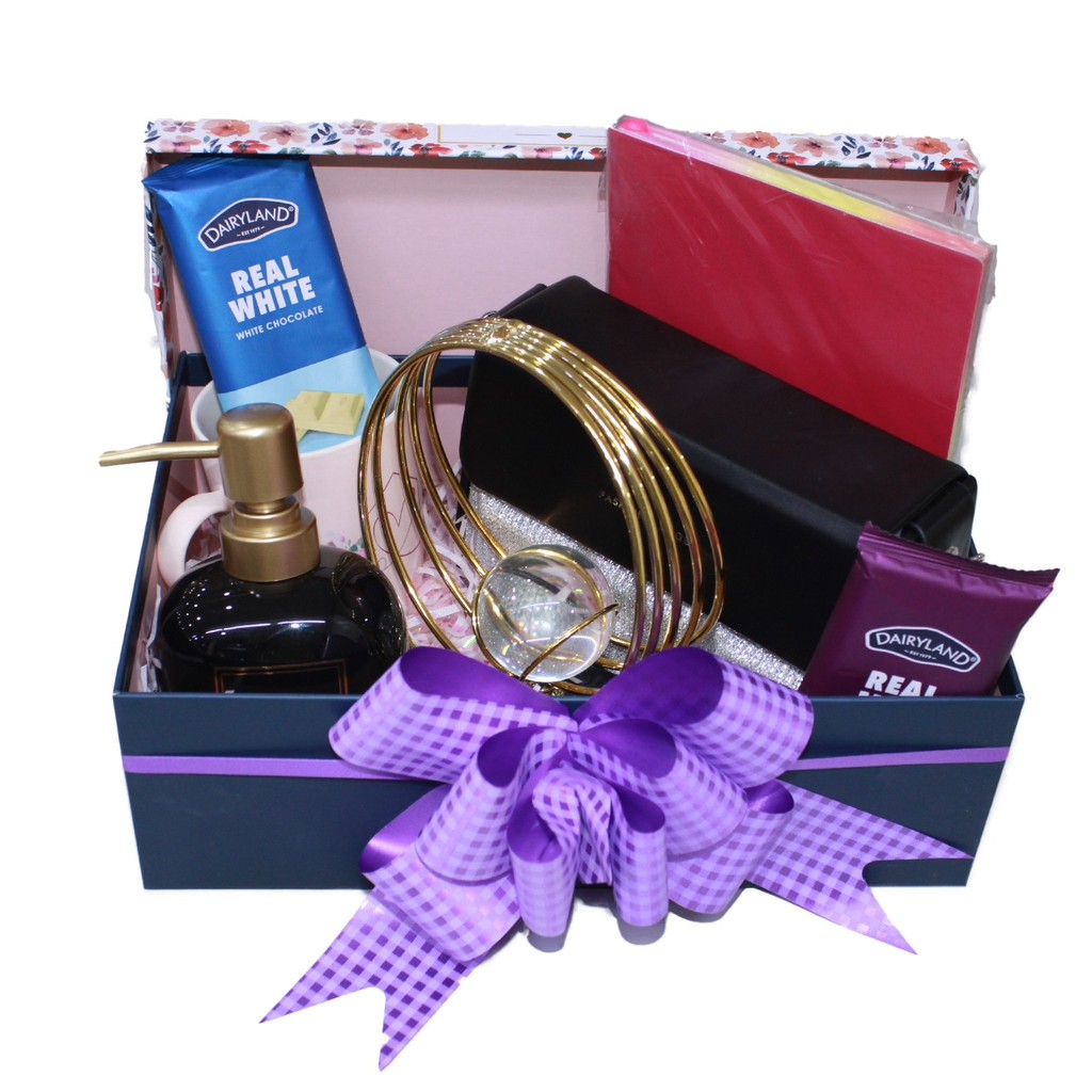 Gift Hamper (Black)