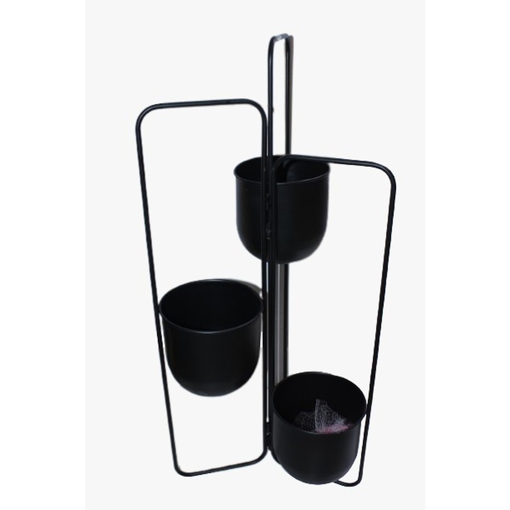 Round multi tiered plant stand