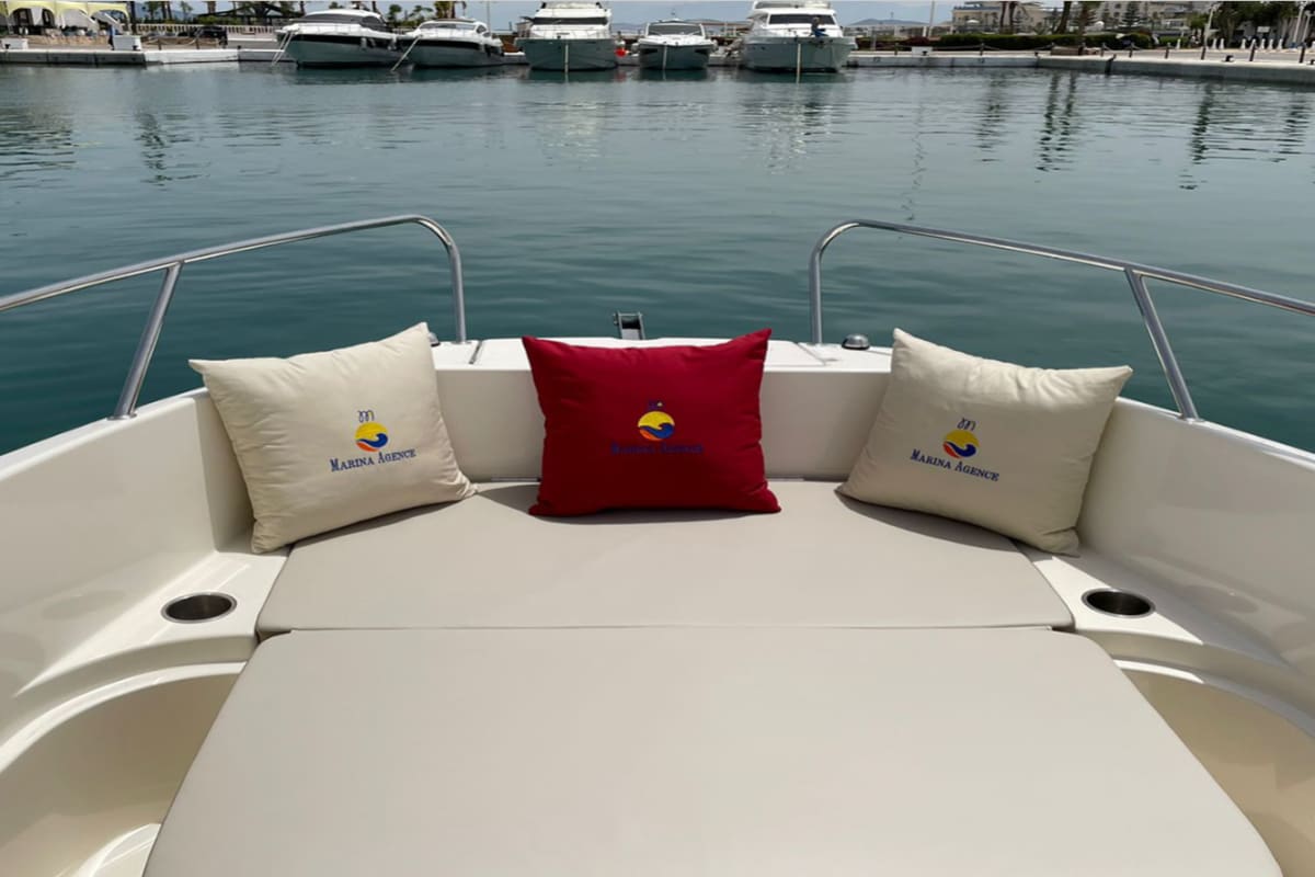 Bateau Eclipse I 7 mètres à Marina Smir