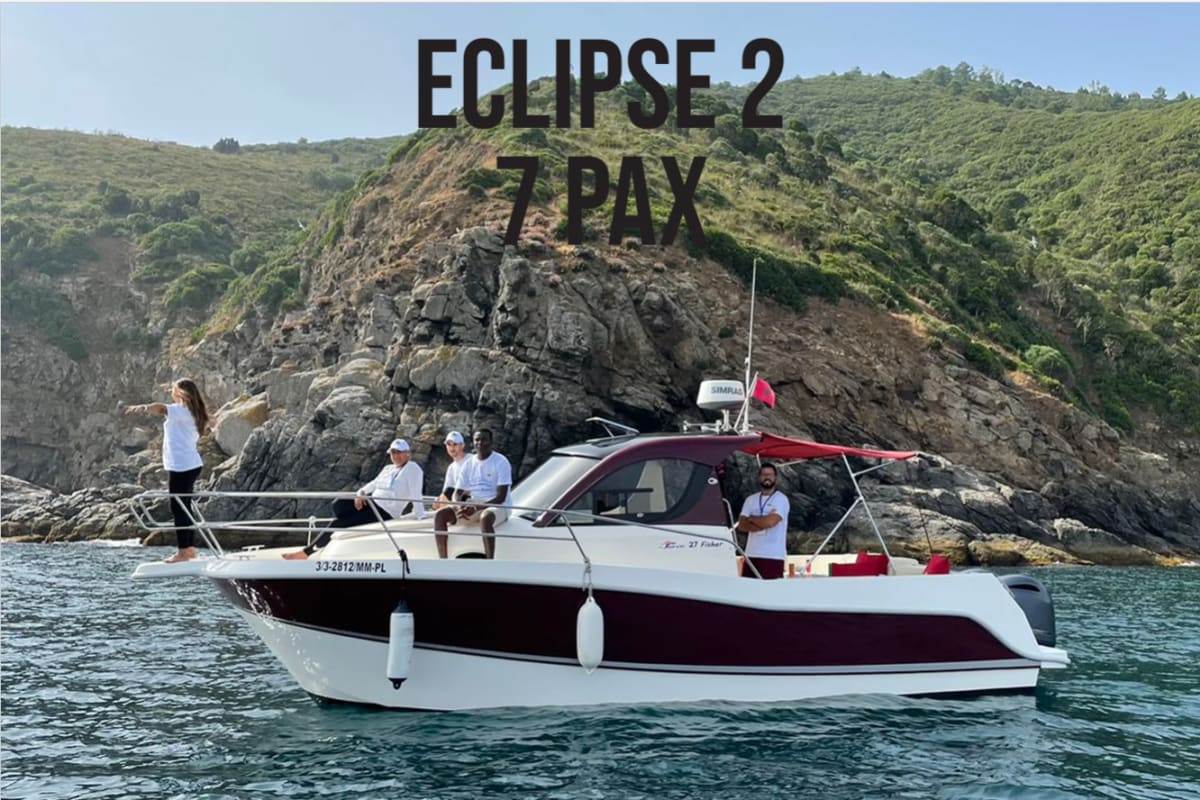 Bateau Eclipse II 9 mètres à Marina Smir