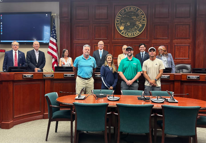 USTA Florida y la ciudad de Vero Beach extienden su colaboración en el complejo de raquetas Riverside.