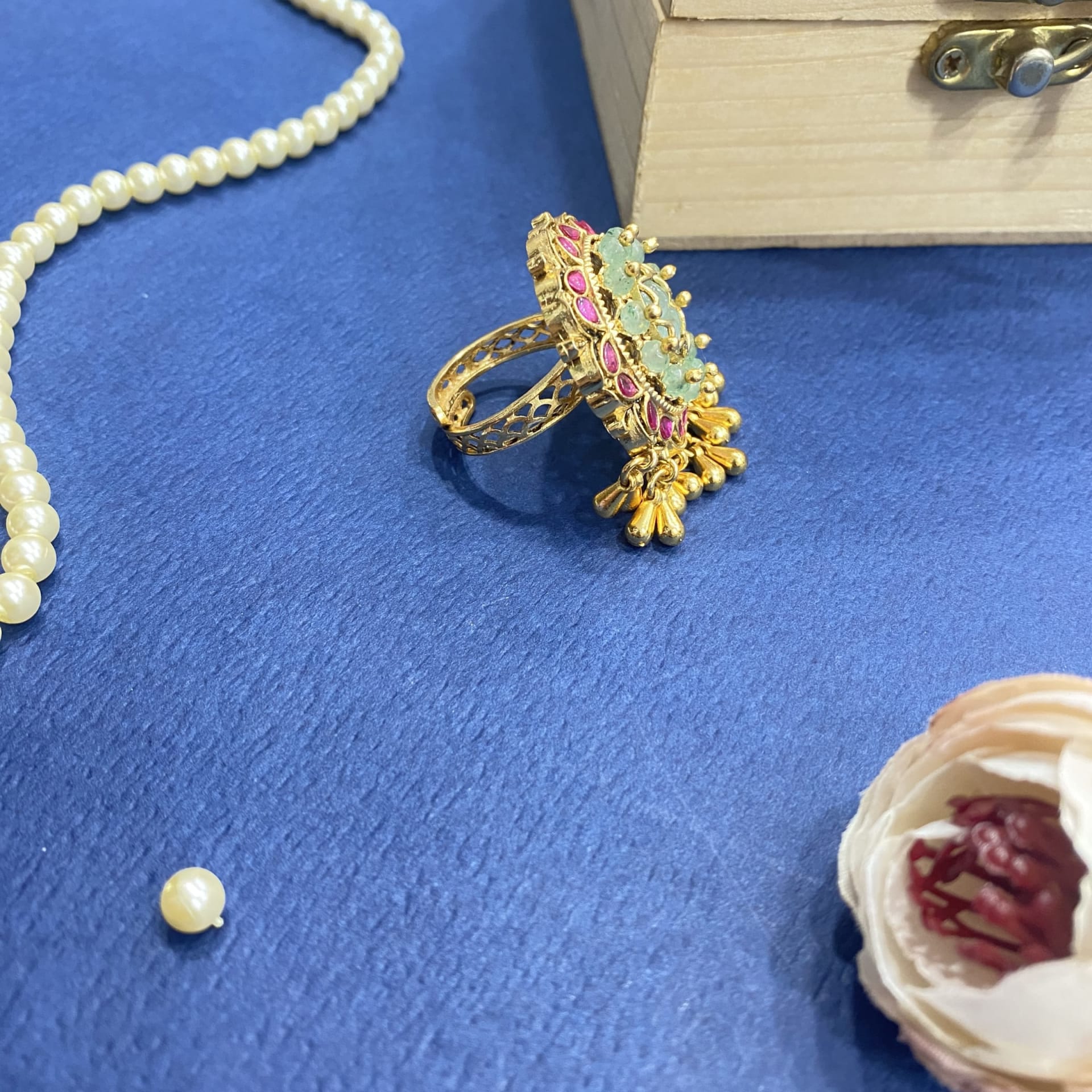 Festive Kundan Ring thumbnail 4