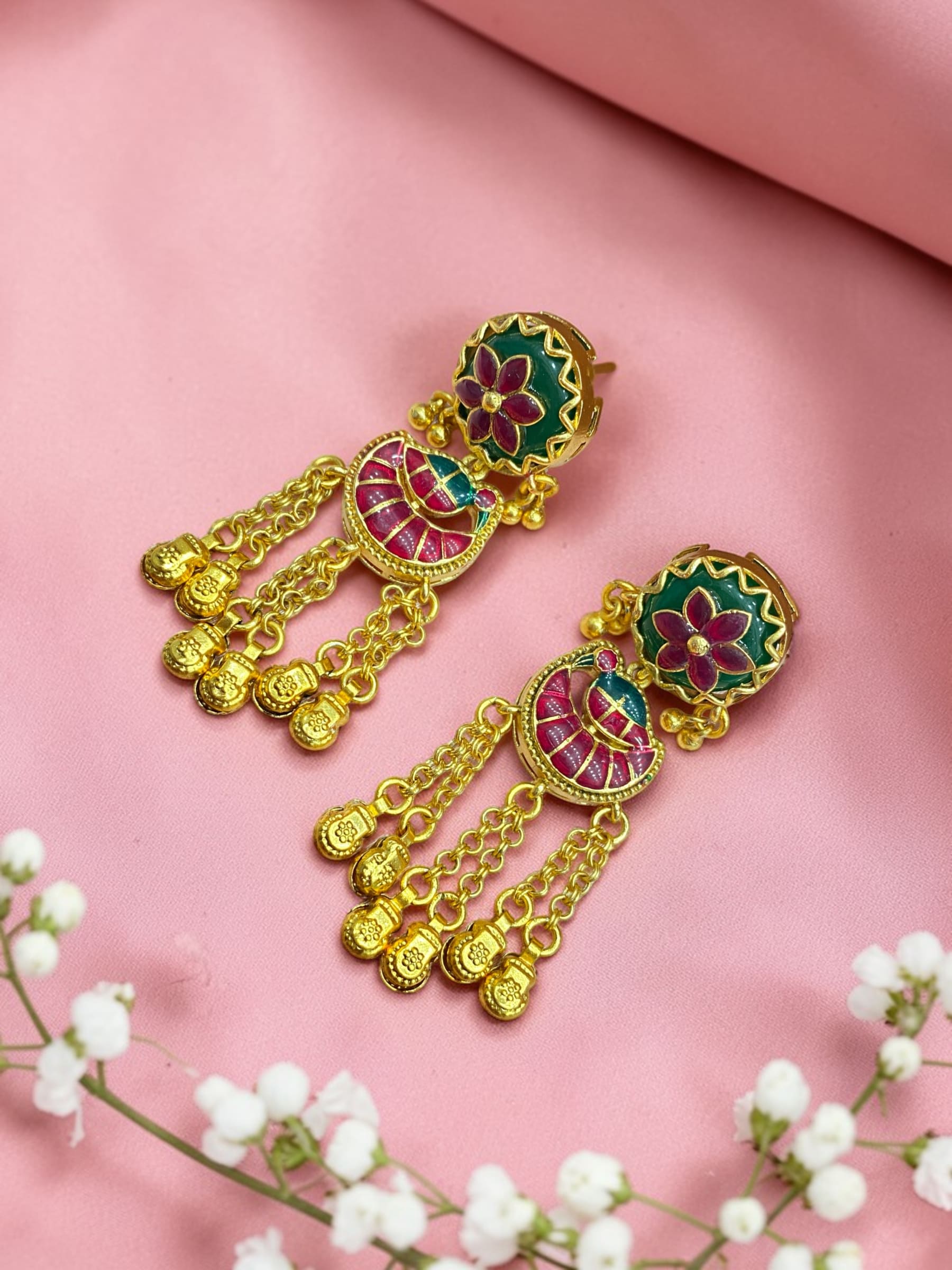 Navratri Temple Pendant Set thumbnail 3