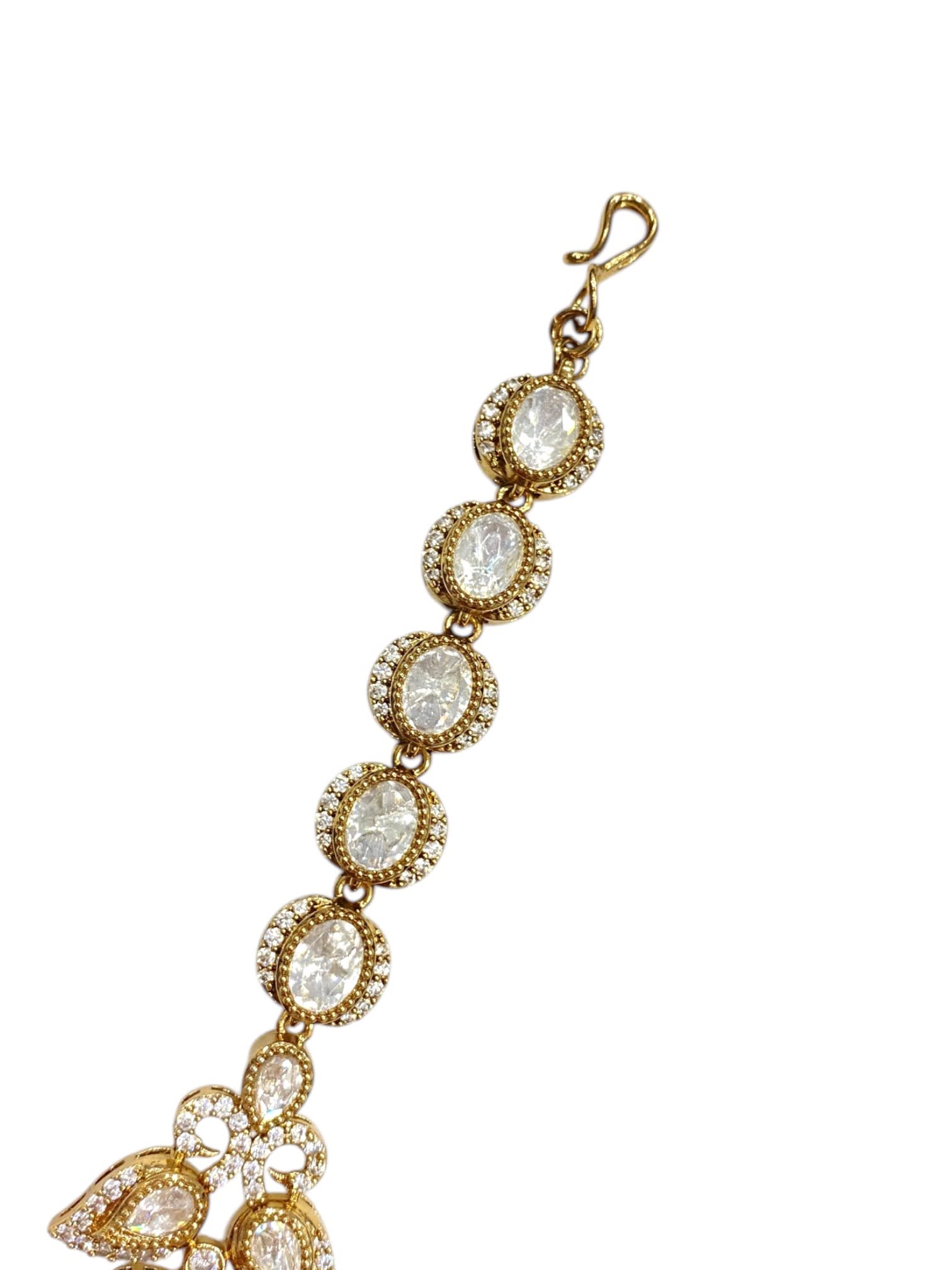 Floral Kundan Maang Tikka With Green Bead Hanging | Antique Gold Finish thumbnail 4