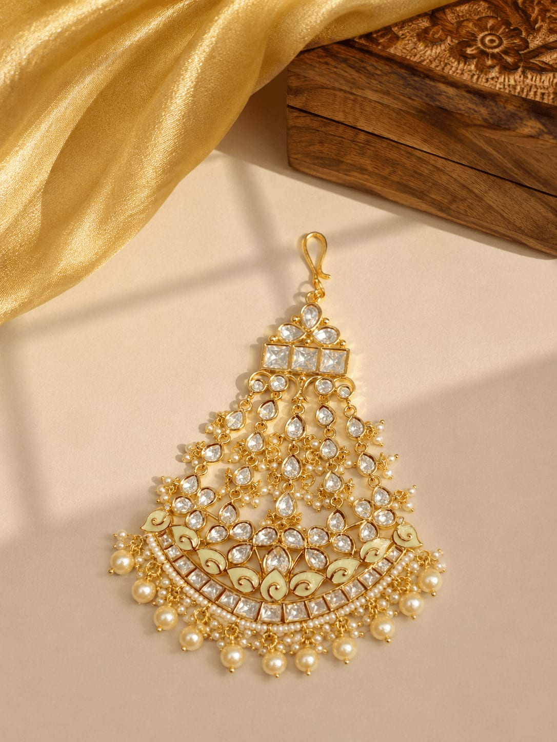 Sirini White Beatific Kundan Passa — main view | Sirini Jewellery