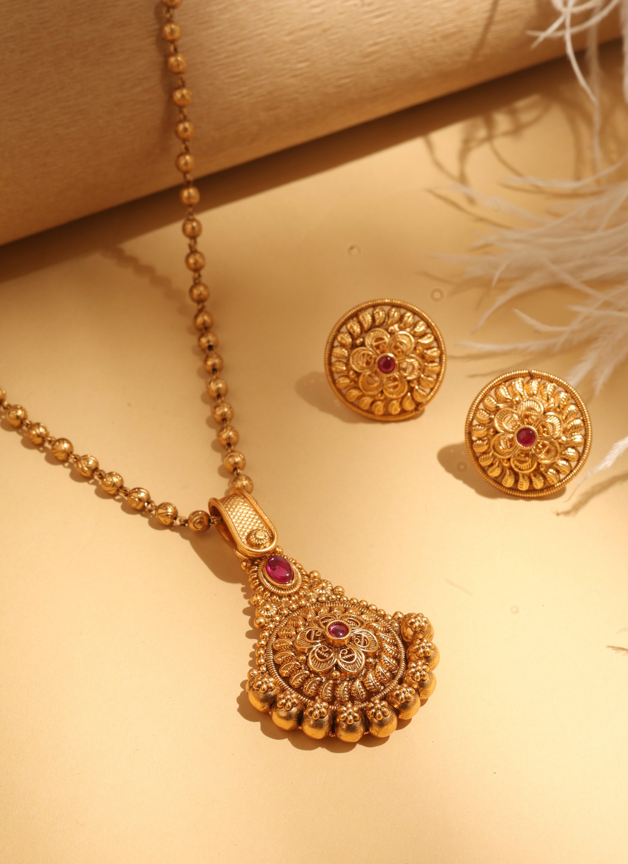 Navratri Pearl Necklace Set thumbnail 5