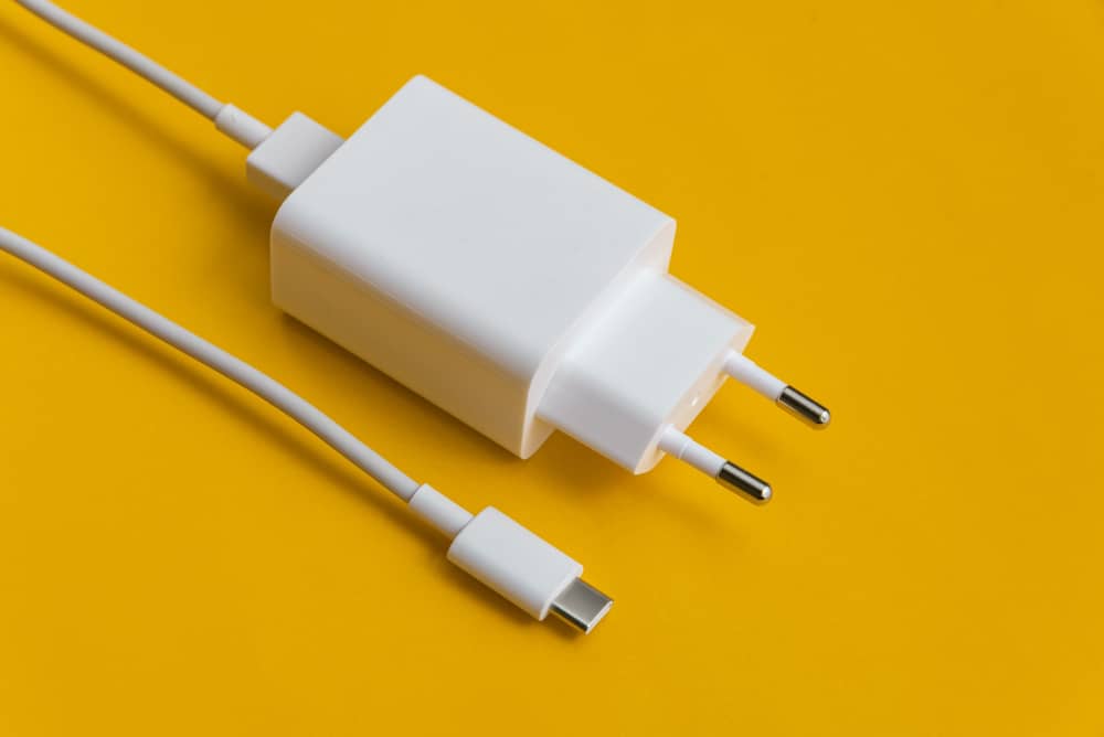 Chargers (Adapters & Cables)