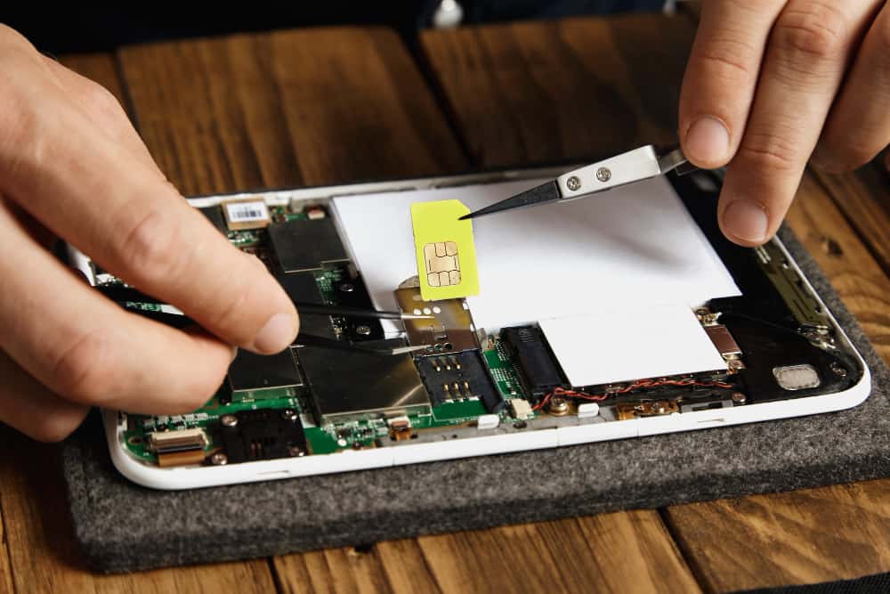 Sim Slot