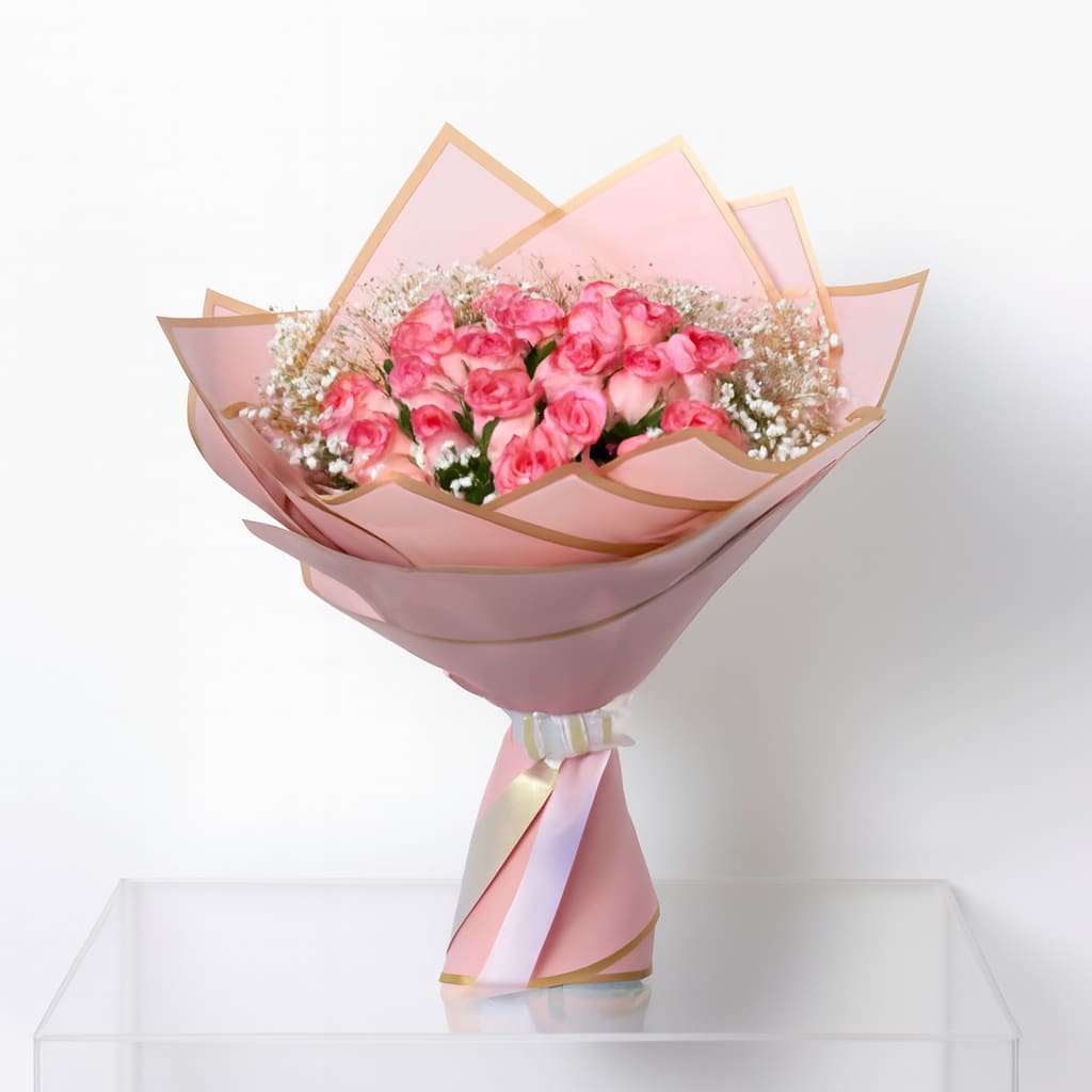 10 Pink Rose Luxe Bouquet