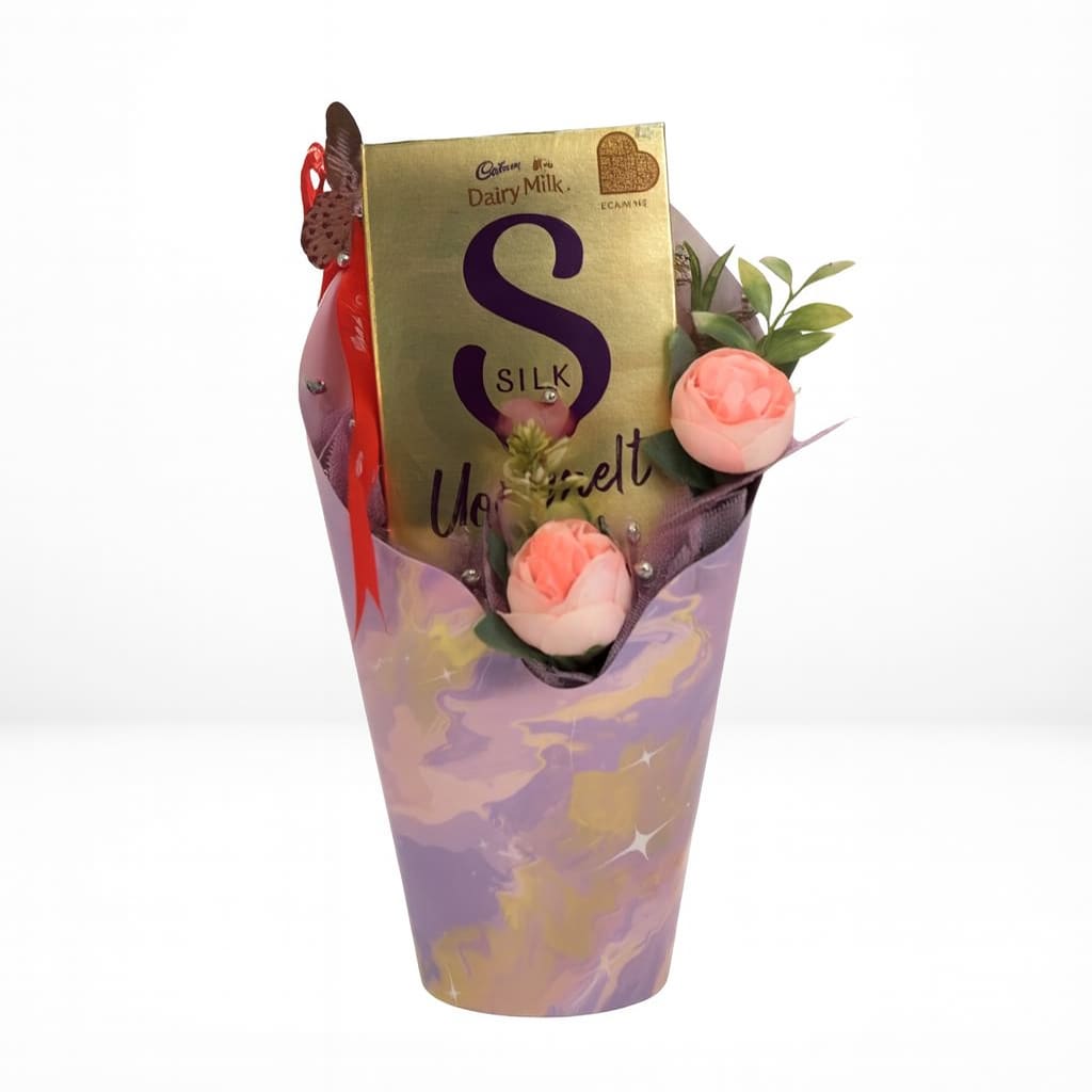 Luxe Gold Silk & Rose Cone
