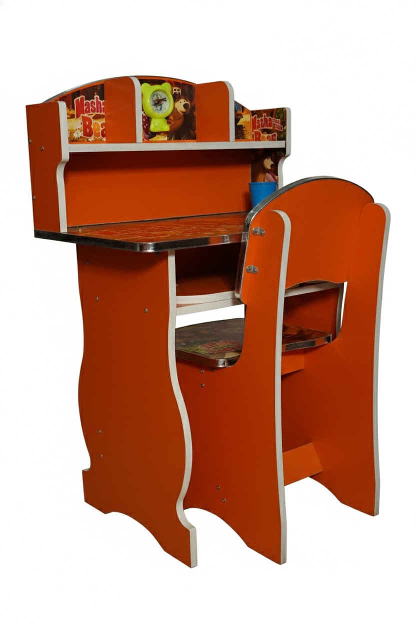 MASHA & THE BEAR Study Table with Chair