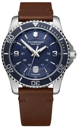Victorinox Swiss Army Maverick | WatchMaxx.com Victorinox Swiss Army Maverick | WatchMaxx.com