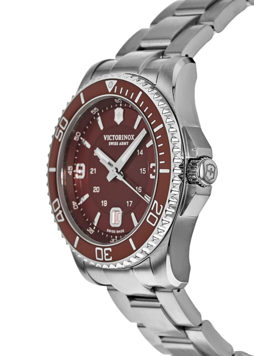 Victorinox Swiss Army Maverick Men's Watch 241604 | WatchMaxx