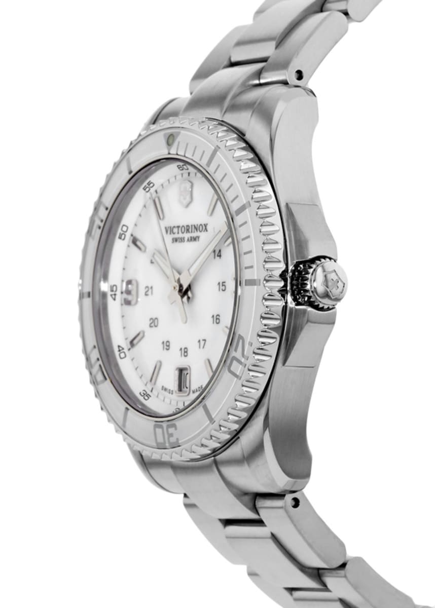 Victorinox Swiss Army Maverick Women's Watch 241699 | WatchMaxx
