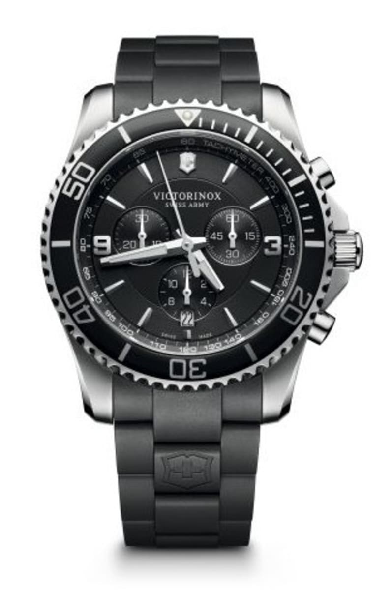 Victorinox Swiss Army Maverick Chronograph Black Dial Black Rubber Men's Watch 241696