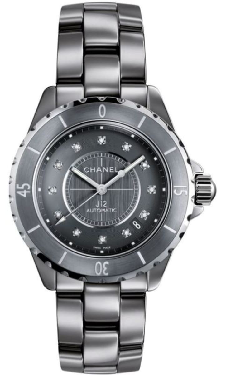 Chanel J12 White H5700  Ref. H5700 Watches on Chrono24