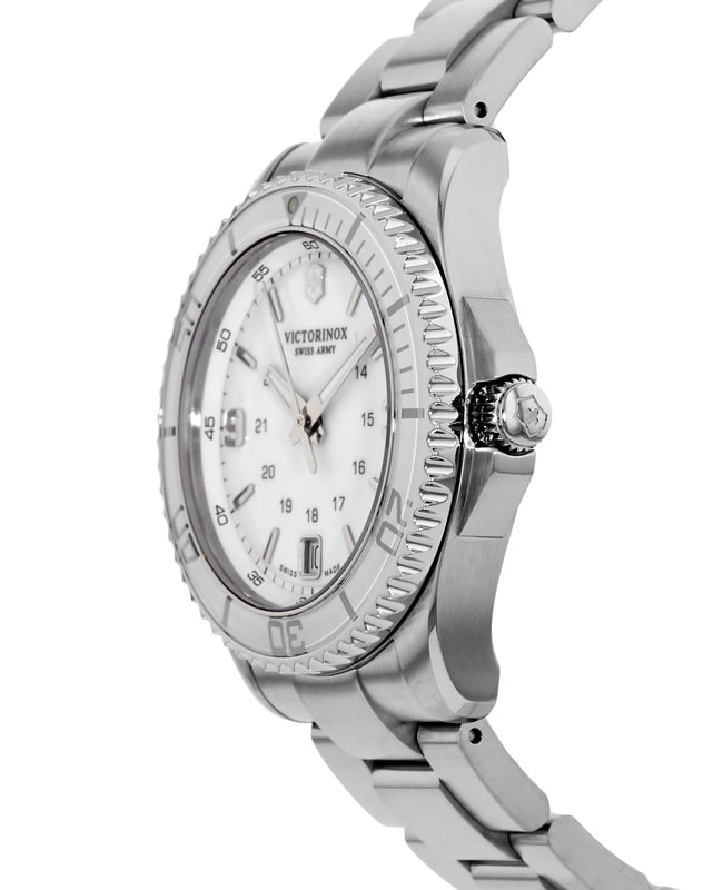 M❁ Victorinox Maverick Chronograph in Maverick Chronograph - 241693
