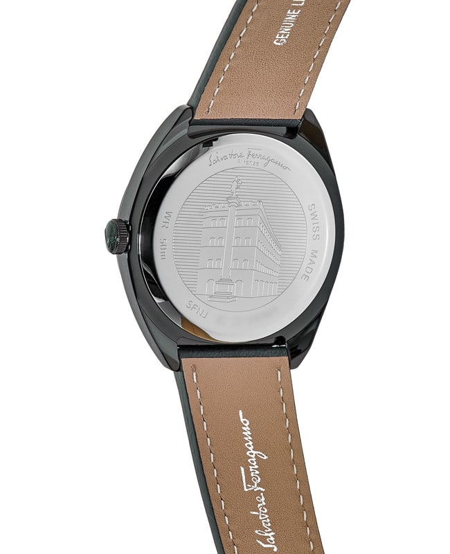 腕時計その他 Ferragamo Oval Case Leather Strap Watch With Sunray Dial Ferragamo Oval Case Leather Strap Watch With Sunray Dial
