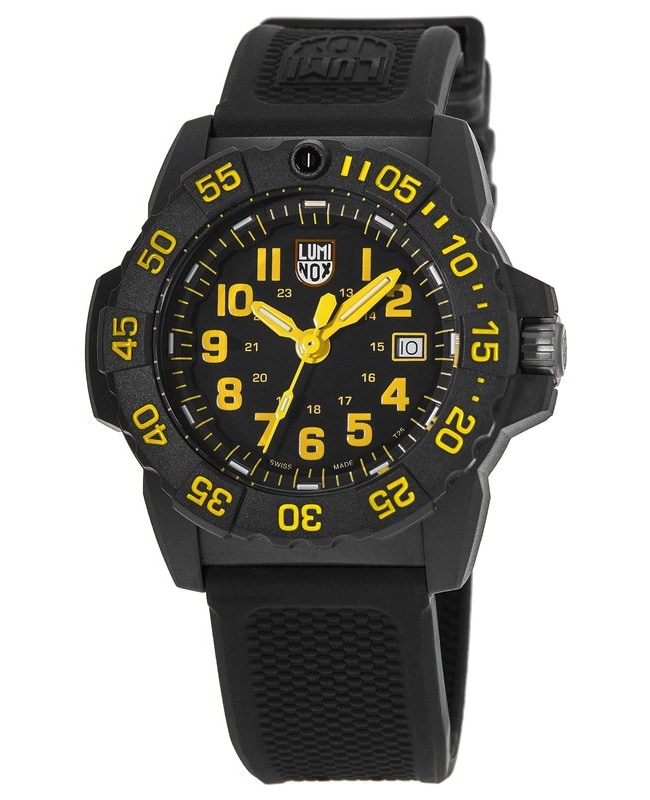 Luminox NAVY SEALS ブラックウォッチ 米海軍特殊部隊が認めたタフネス時計】ブラックアウトデザインに