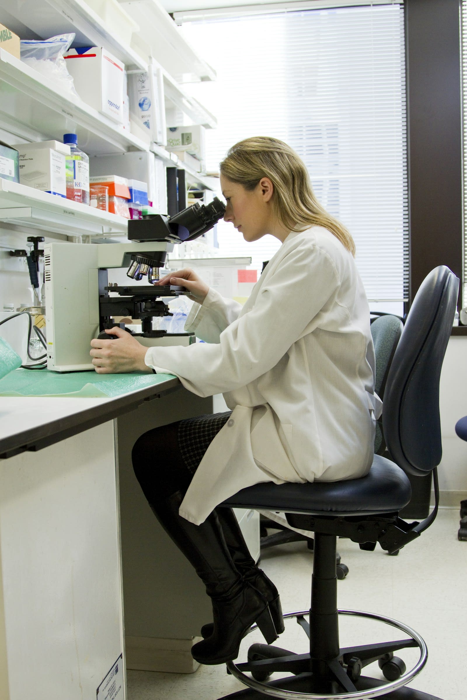 Chemicals and materials laboratory research environments