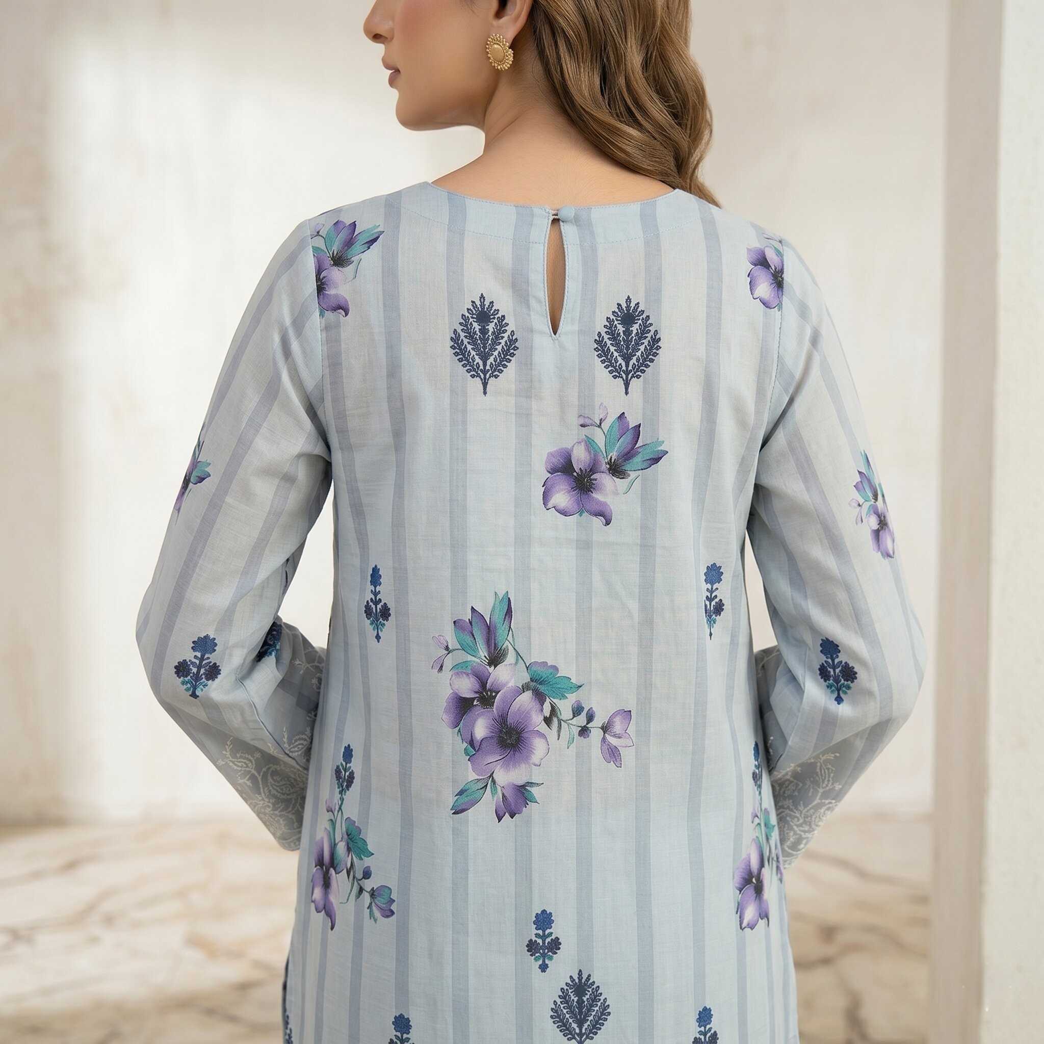 Ice Blue Floral 3 Piece Unstitched Dora Lawn Suit with Pure Dupatta 3