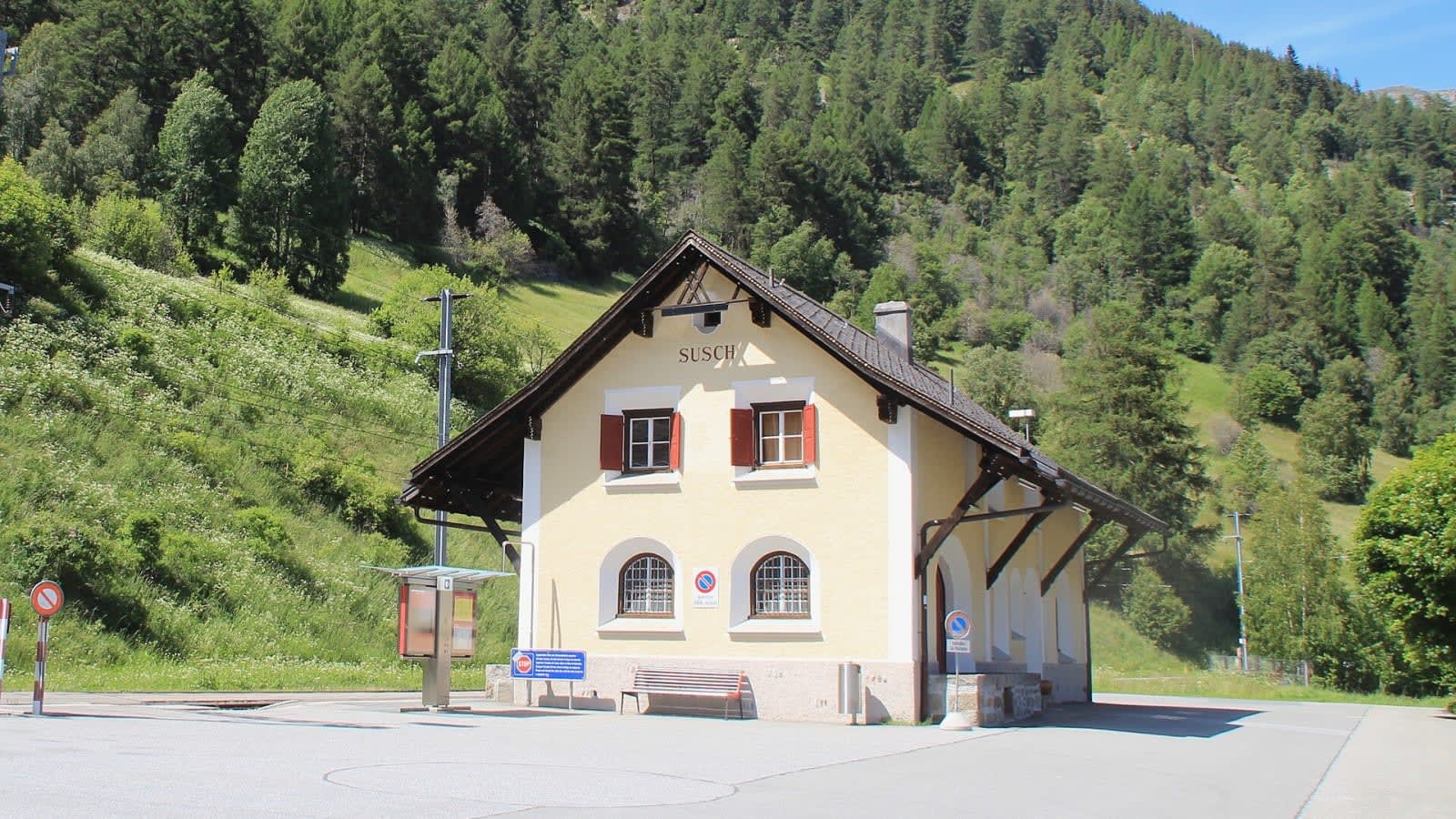 Susch railway station