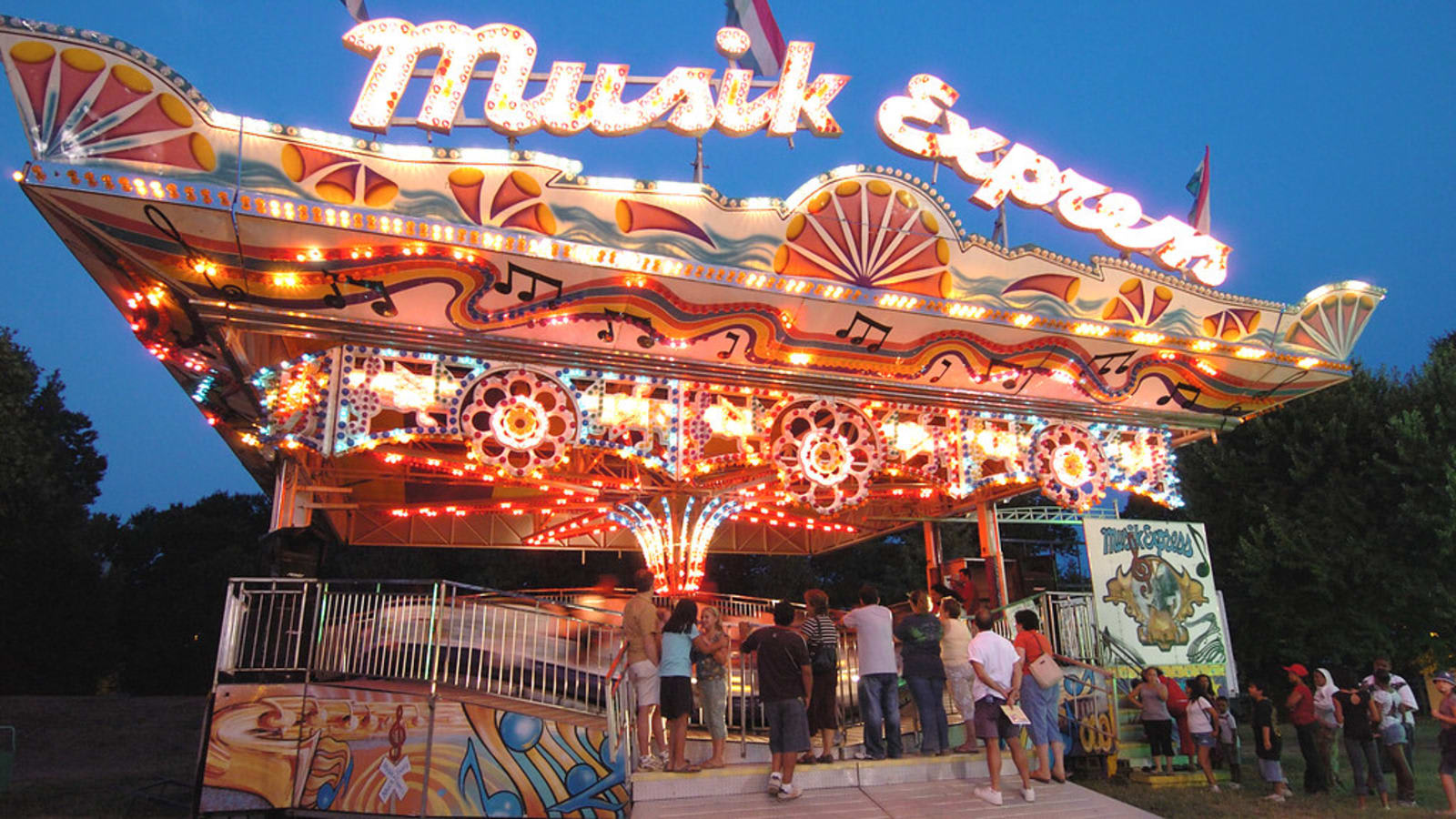 a traditional spinning amusement ride at a german festival (file image)