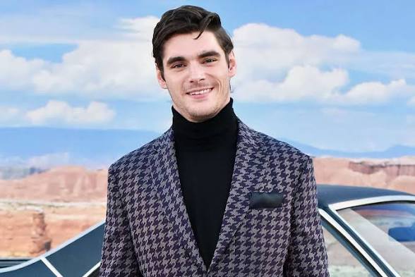 RJ Mitte Breaking Bad actor