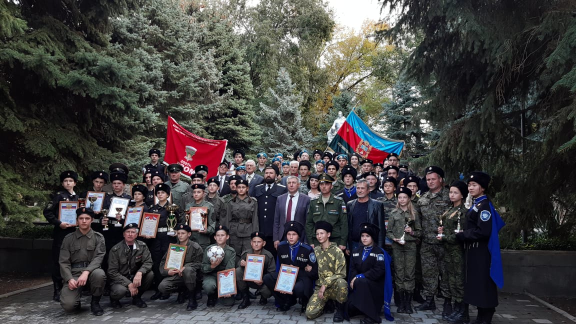 Ст рождественская ставропольский. Станица Гаевская Ставропольский край. Атаман Ставропольского края казачества. Ст Новотроицкая Изобильненского района Ставропольского края. Казачьи станицы Ставропольского края.